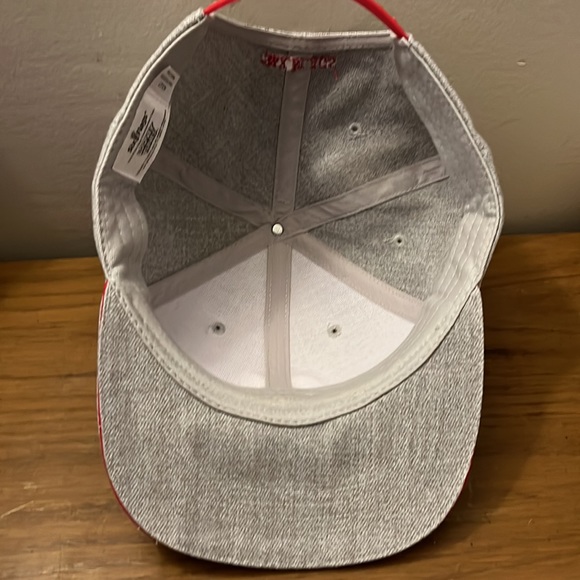 Hat - Picture 5 of 5